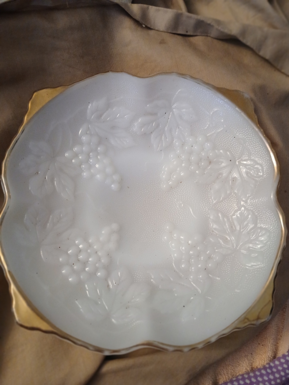 Vintage Anchor Hocking Milk Glass Footed Bowl Gold Trim Embossed  Grape And Leaf